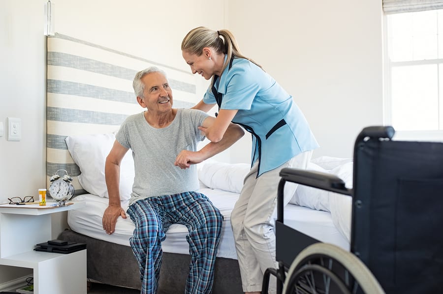 reduce readmission risk with a home health aide